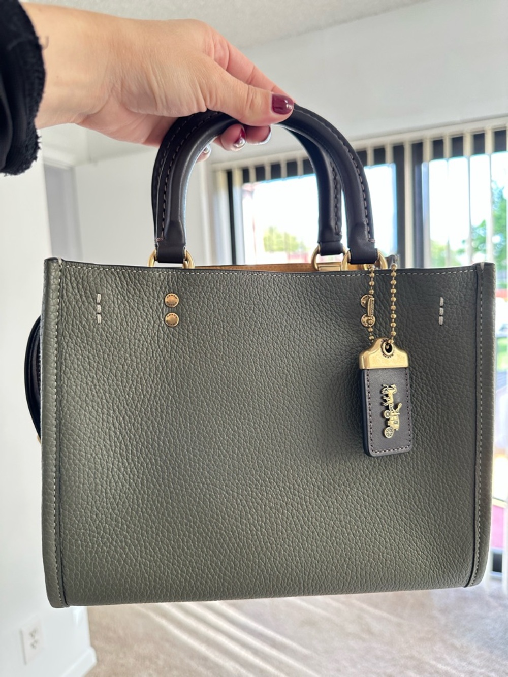 Coach Rogue 25 in Army Green-Like New